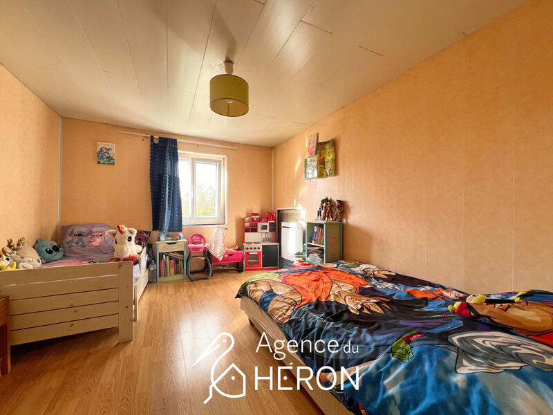 Maison - 82 m² - 7 pièces