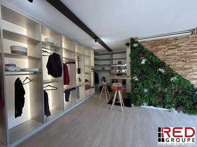 Local commercial - 84 m²