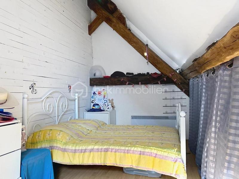 Demeure - 200 m² - 7 pièces