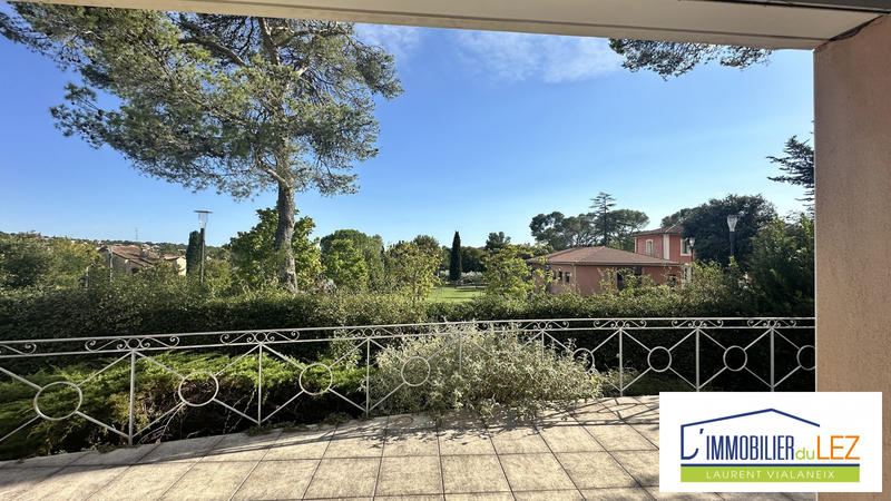 Maison - 202 m² - 8 pièces