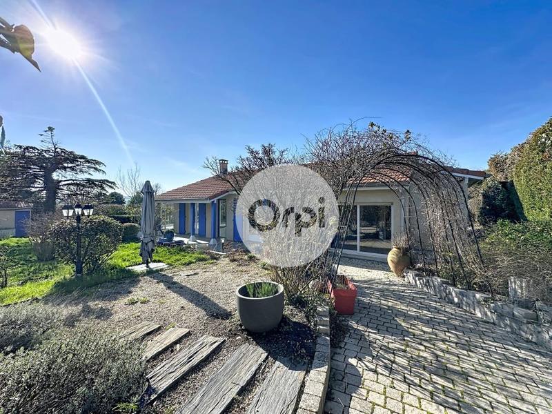 Maison - 110 m² - 4 pièces