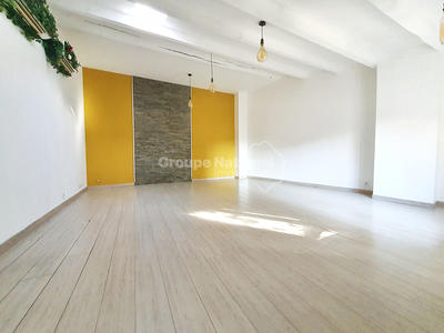 Appartement - 80 m² - 3 pièces