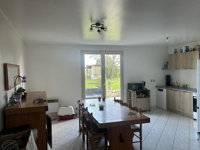 Maison - 99 m² - 5 pièces