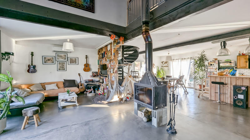 Maison - 150 m² - 5 pièces