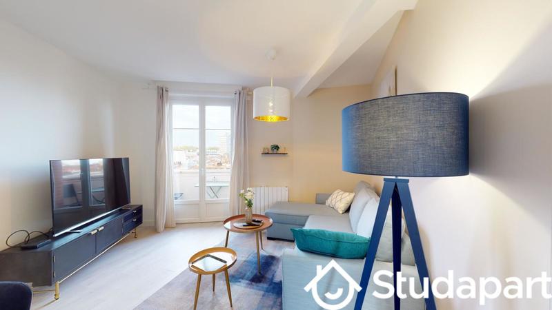 Chambre - 13 m² - 1 pièce