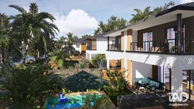 Maison - 96 m² - 5 pièces