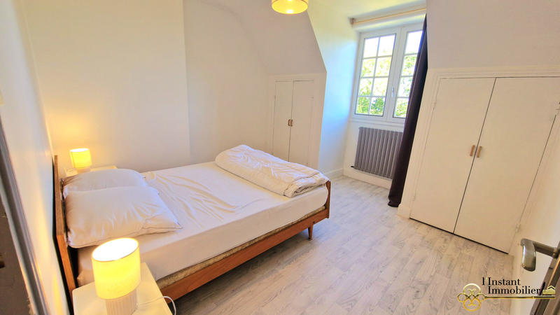 Demeure - 135 m² - 6 pièces