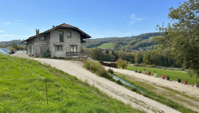 Maison contemporaine - 282 m² - 6 pièces