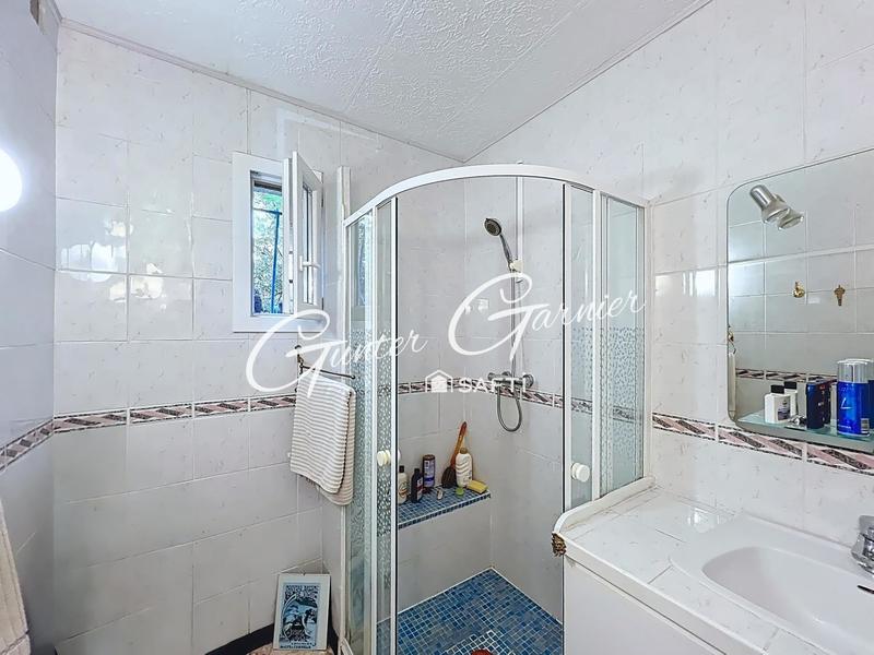 Maison - 90 m² - 3 pièces