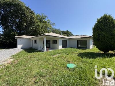 Maison - 137 m² - 5 pièces