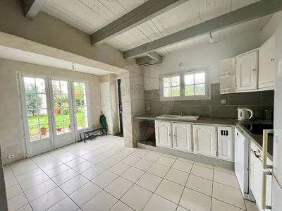 Maison - 115 m² - 4 pièces