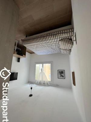 Chambre - 11 m² - 1 pièce