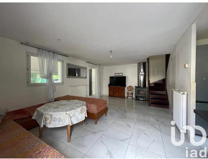 Maison - 93 m² - 5 pièces