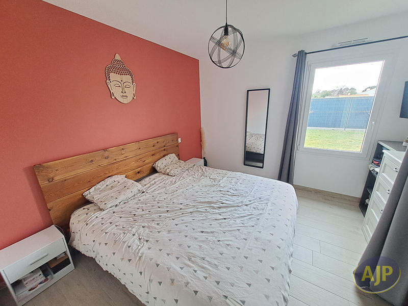 Maison - 95 m² - 4 pièces