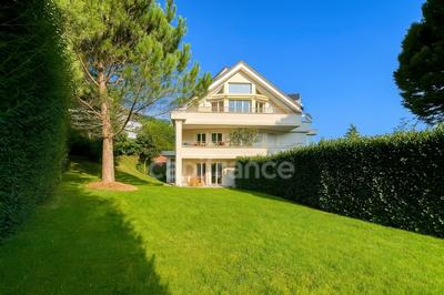 Appartement - 106 m² - 4 pièces