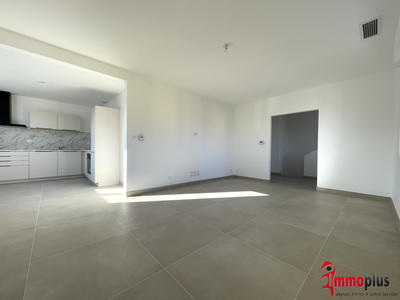 Maison - 122 m² - 5 pièces