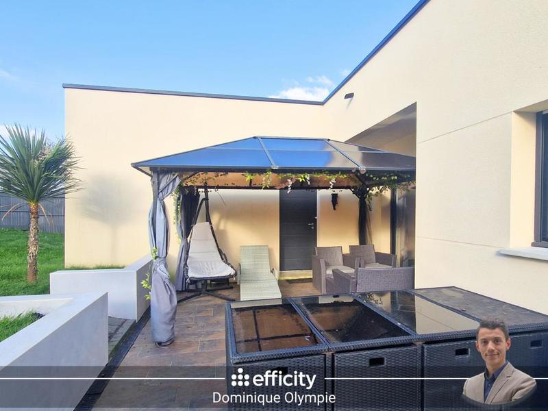 Maison - 102 m² - 4 pièces