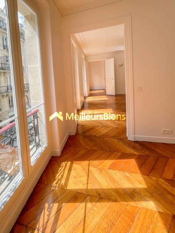 Appartement ancien - 127 m² - 5 pièces