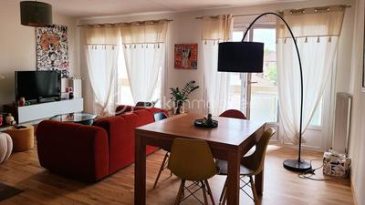 Appartement - 65 m² - 4 pièces