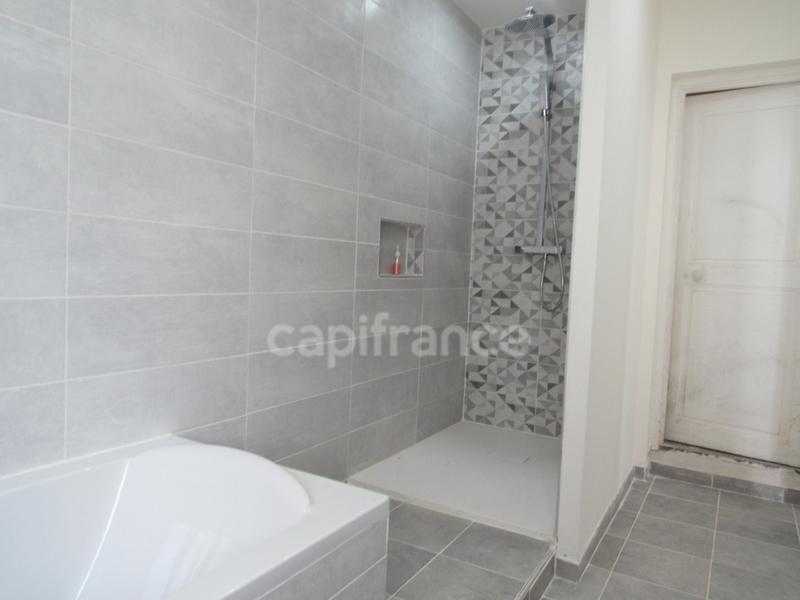 Maison - 80 m² - 3 pièces