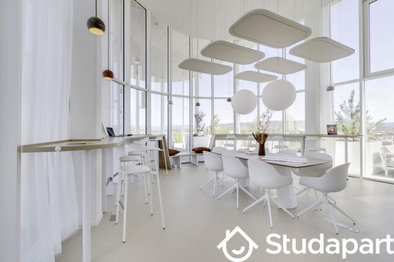 Chambre - 20 m² - 1 pièce