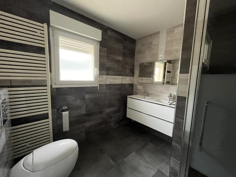 Maison - 182 m² - 5 pièces