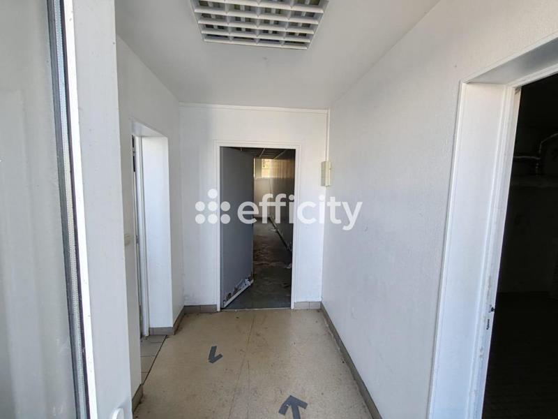 Bureau - 120 m² - 4 pièces