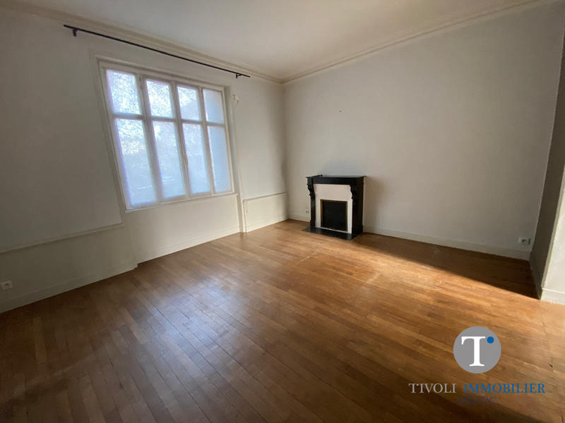 Maison ancienne - 210 m² - 8 pièces