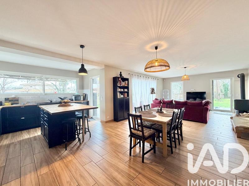 Maison de maîtres - 181 m² - 6 pièces