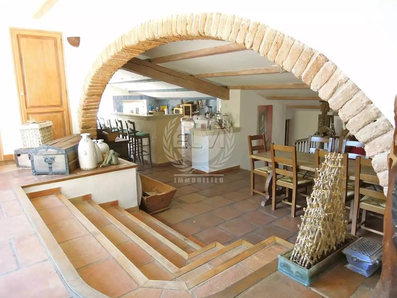 Villa - 130 m² - 5 pièces