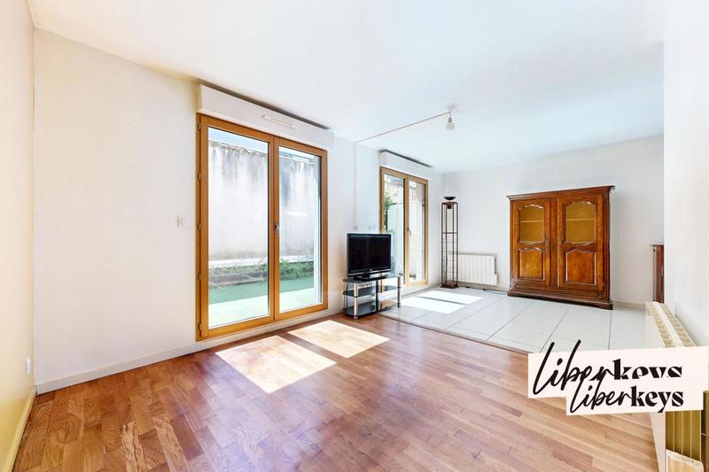 Appartement - 84 m² - 4 pièces