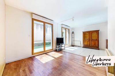 Appartement - 84 m² - 4 pièces