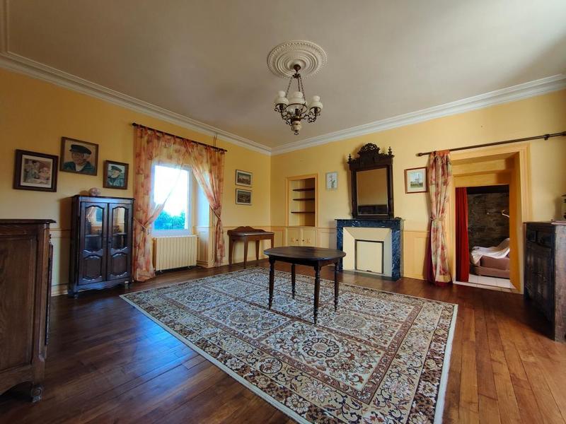 Maison - 145 m² - 5 pièces