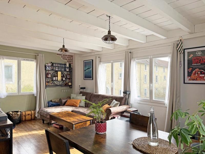 Maison - 90 m² - 3 pièces