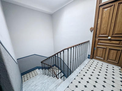 Appartement - 85 m² - 5 pièces