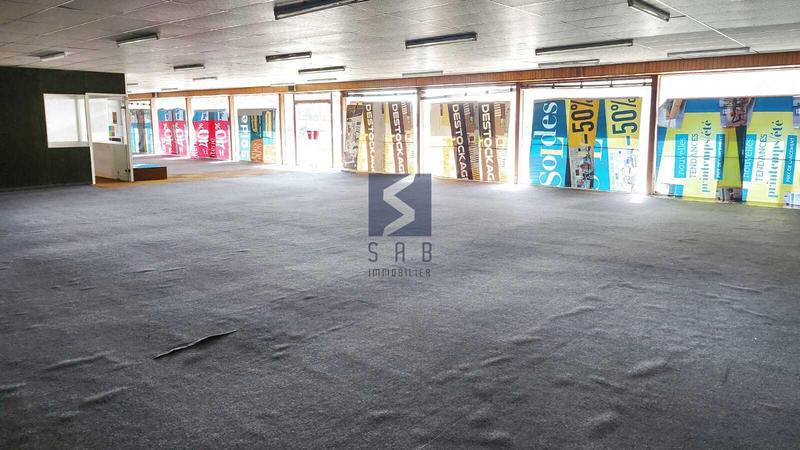Local commercial - 150 m²