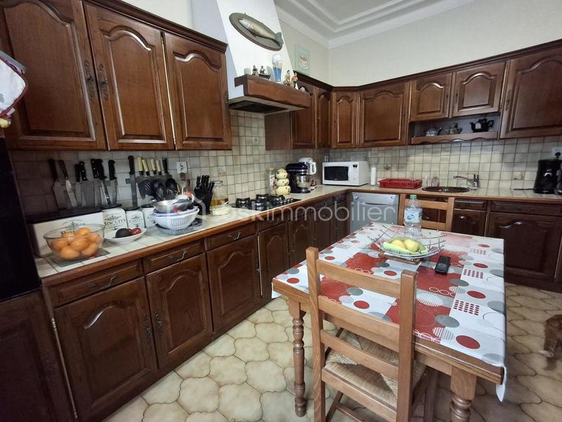 Maison - 111 m² - 6 pièces