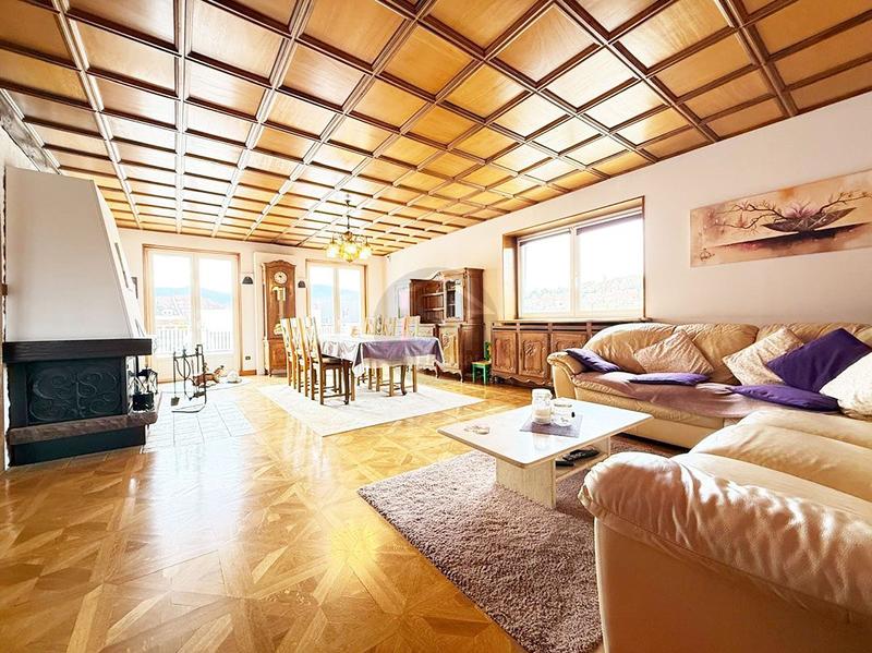 Maison - 167 m² - 6 pièces