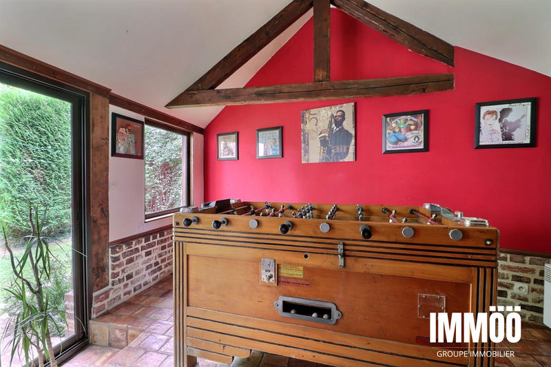 Maison - 268 m² - 12 pièces