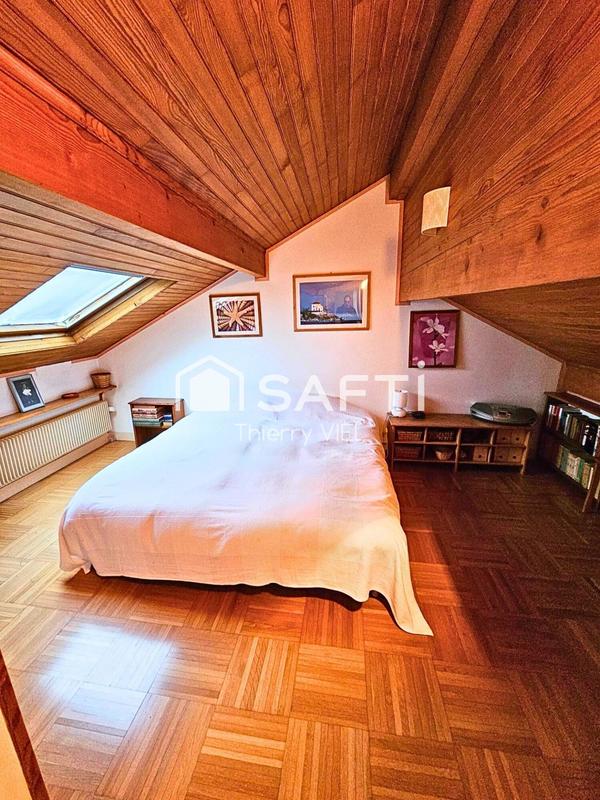 Maison - 84 m² - 5 pièces