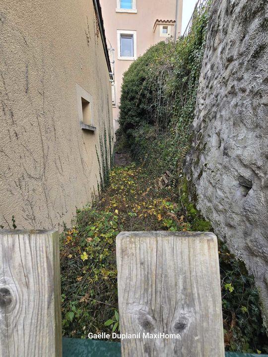 Maison - 75 m² - 5 pièces