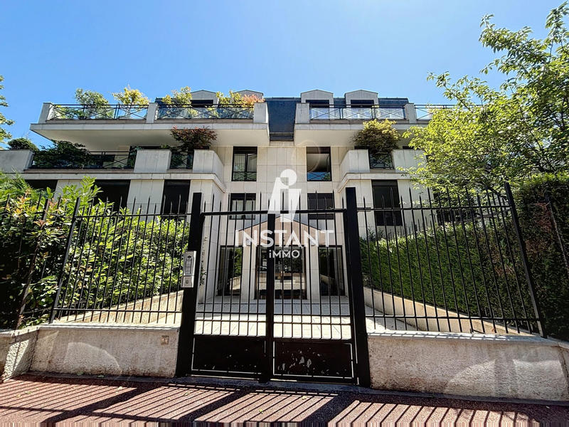 Appartement - 142 m² - 5 pièces