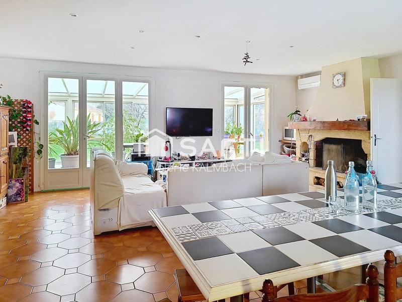 Maison - 111 m² - 5 pièces