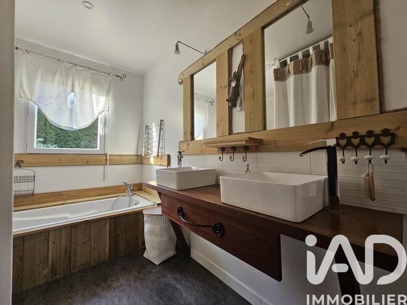 Maison de maîtres - 177 m² - 7 pièces