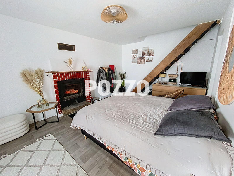 Maison - 199 m² - 7 pièces