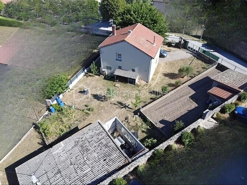 Maison - 87 m² - 5 pièces