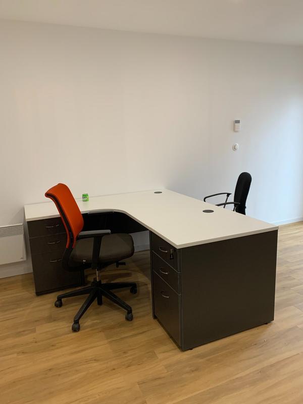 Local d'activités - 275 m²