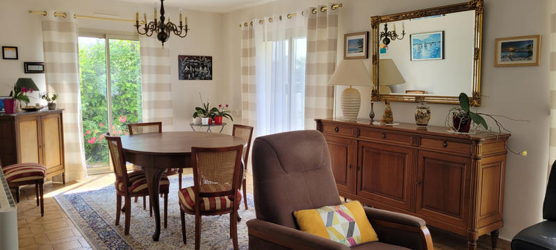 Maison - 162 m² - 8 pièces