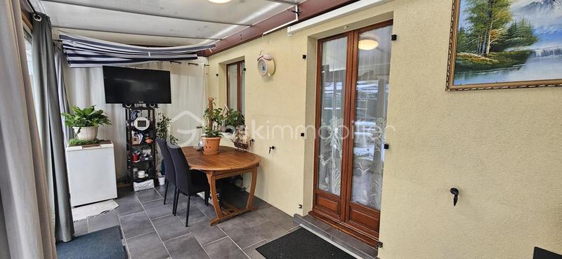 Maison - 100 m² - 5 pièces