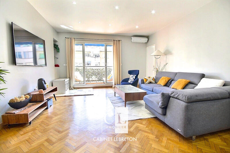 Appartement - 82 m² - 3 pièces